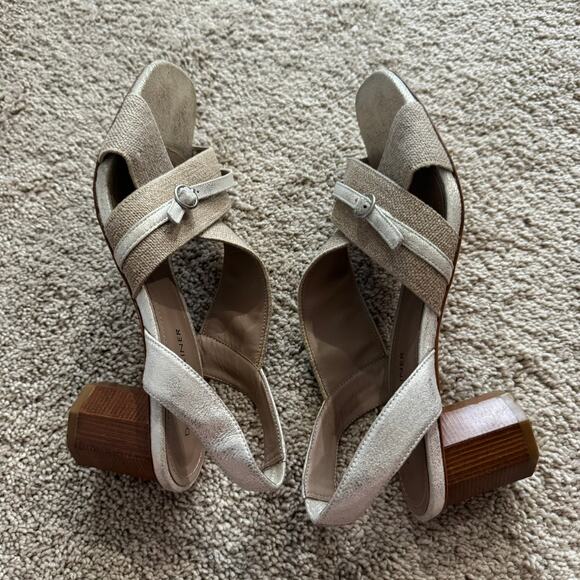 Donald Pliner Beige Linen Strappy Heeled Sandals Open Toe Size 8 Silver Metallic - Picture 7 of 9
